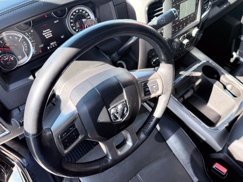 Used 2018 RAM 2500 Laramie AWD/4WD image 19