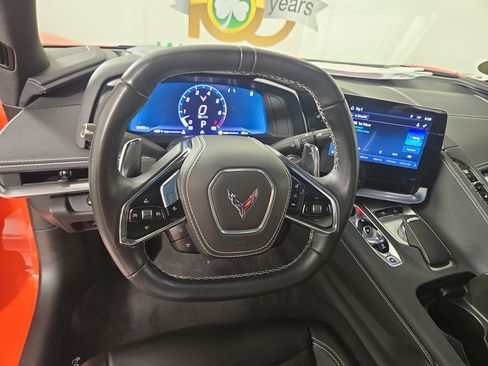 Used 2025 Chevrolet Corvette Stingray Preferred Cpe w/ Z51 Performance Package RWD image 13