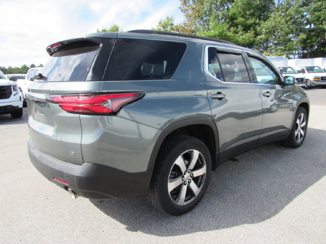 Used 2022 Chevrolet Traverse LT w/ LT Premium Package AWD/4WD image 8