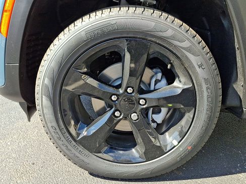 New 2026 Jeep Grand Cherokee Limited image 5