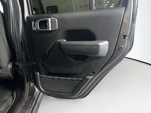 Used 2023 Jeep Wrangler Rubicon image 29