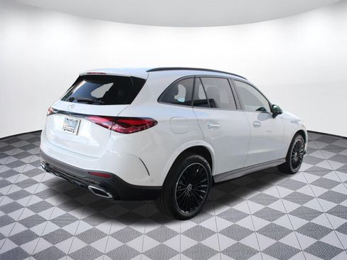 Used 2026 Mercedes-Benz GLC 300 image 9