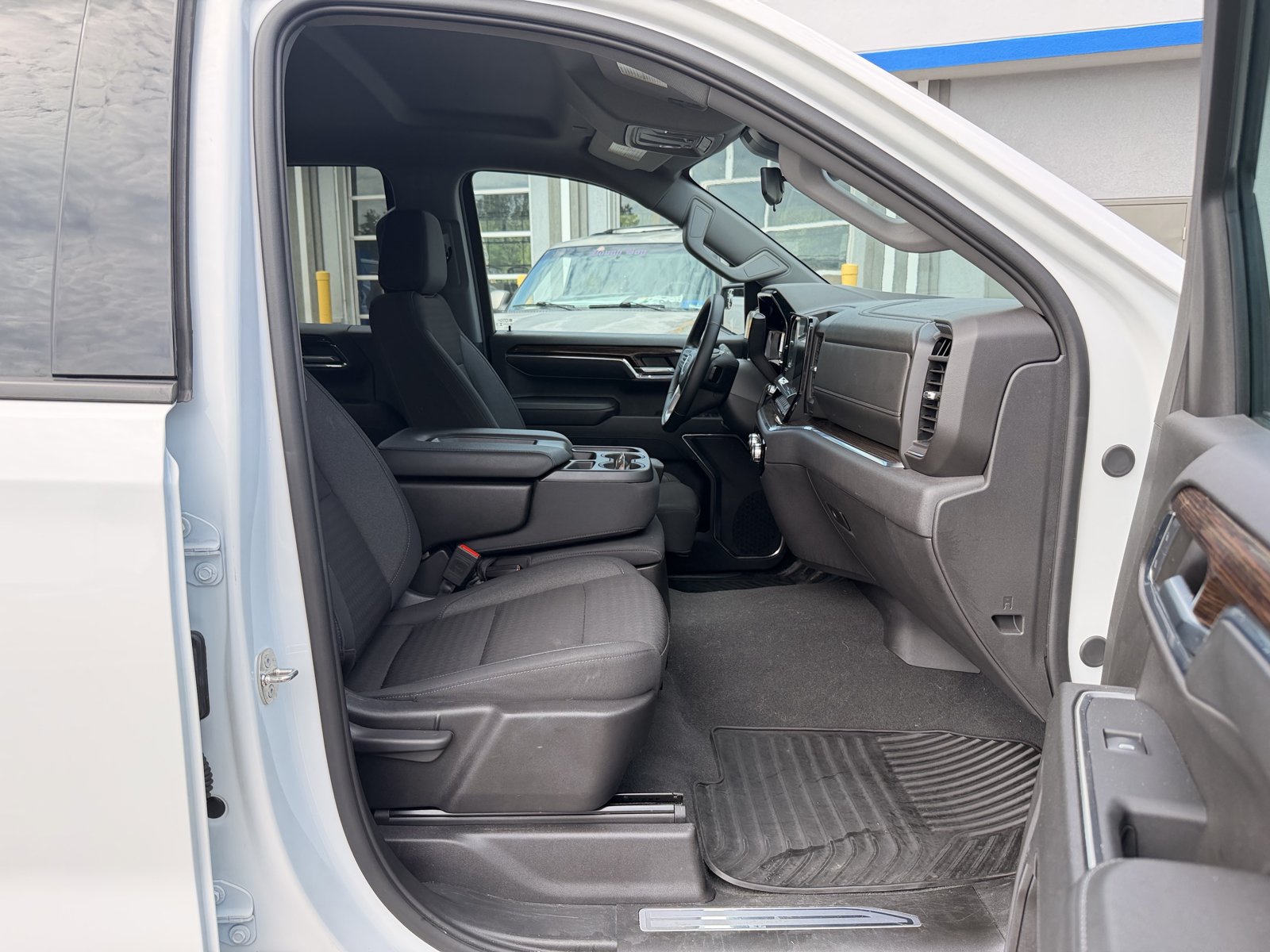 Used 2024 GMC Sierra 1500 Elevation AWD/4WD image 32