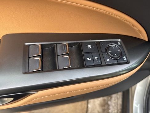 Used 2023 Lexus NX 350h 350h Premium image 13