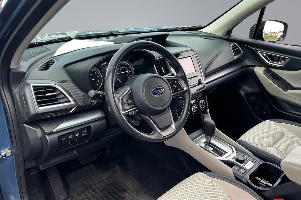 Used 2023 Subaru Forester Premium AWD/4WD image 17