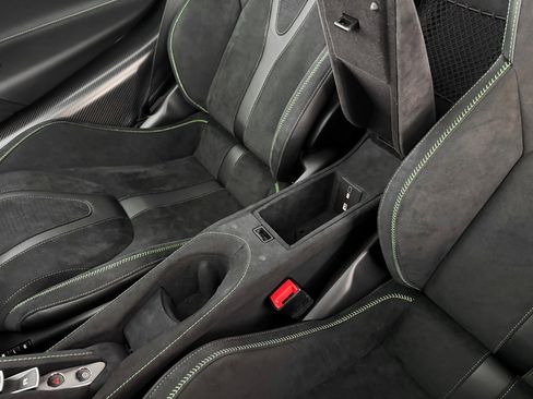 New 2026 McLaren 750S image 23