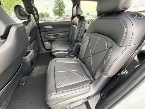 New 2027 Kia Telluride S FWD image 27