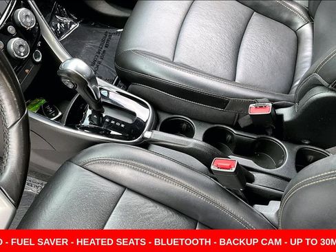 Used 2020 Chevrolet Trax Premier AWD/4WD image 17