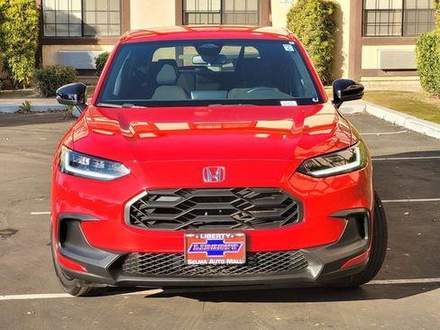 Used 2024 Honda HR-V Sport image 3