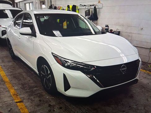 Used 2024 Nissan Sentra SV image 5