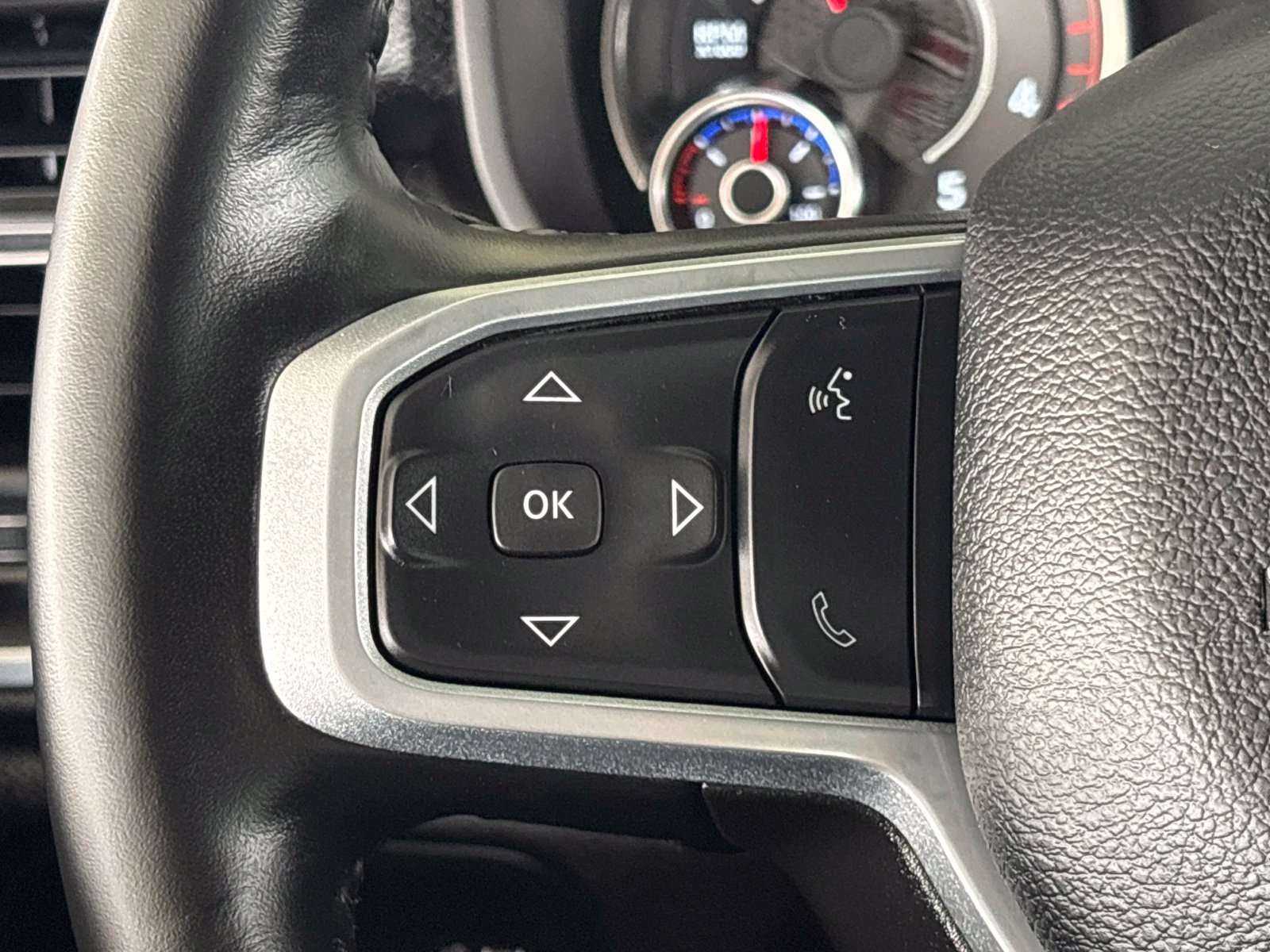 Used 2024 RAM 2500 Big Horn w/ Sport Appearance Package AWD/4WD image 46