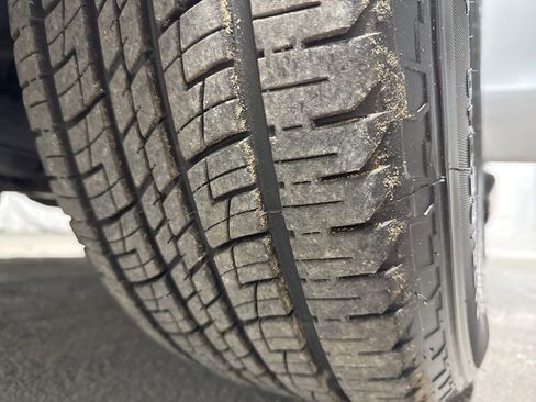 Used 2024 Ford Expedition Max XLT AWD/4WD image 38