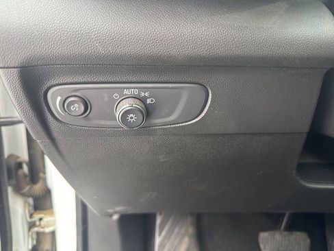 Used 2021 Buick Envision Essence w/ Sport Touring Package image 36