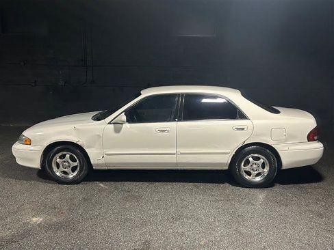 Used 1999 MAZDA 626 image 2