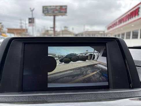 Used 2018 BMW 330i xDrive Sedan w/ Convenience Package image 27