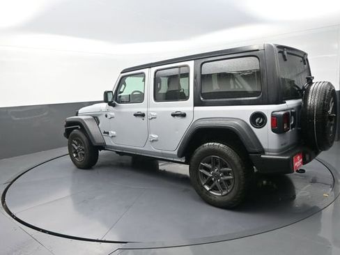 Used 2024 Jeep Wrangler Unlimited Sport AWD/4WD image 54