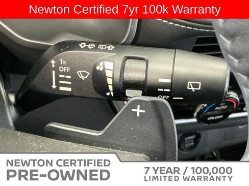 Used 2024 Nissan Rogue SV w/ SV Premium Package AWD/4WD image 31