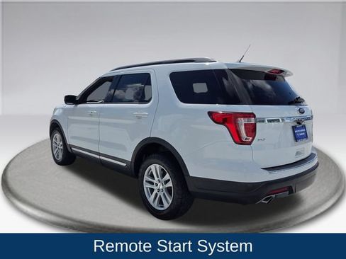 Used 2018 Ford Explorer XLT w/ Equipment Group 202A AWD/4WD image 16