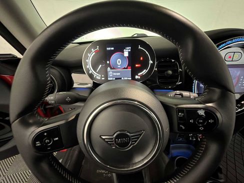 Used 2022 MINI Cooper S image 13