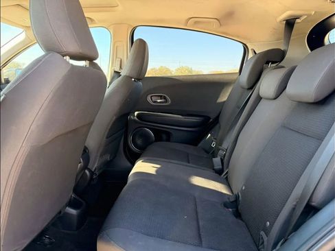 Used 2022 Honda HR-V EX image 13