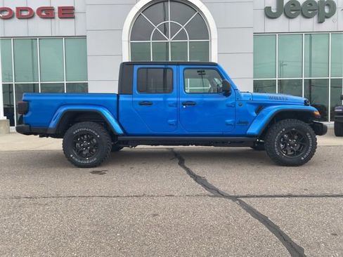 New 2026 Jeep Gladiator Willys AWD/4WD image 4