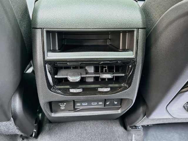 New 2026 Jeep Grand Cherokee Limited AWD/4WD image 23