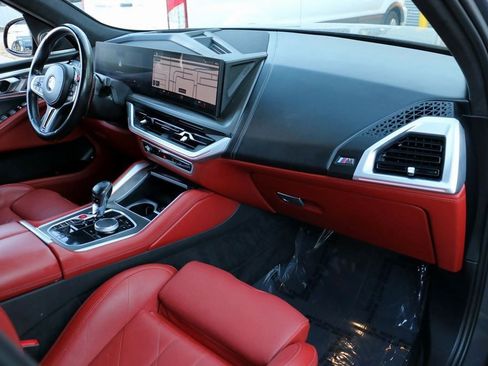 Used 2023 BMW XM image 38