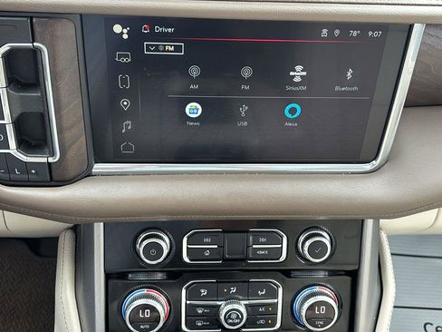 Used 2022 GMC Yukon Denali w/ Max Trailering Package AWD/4WD image 35