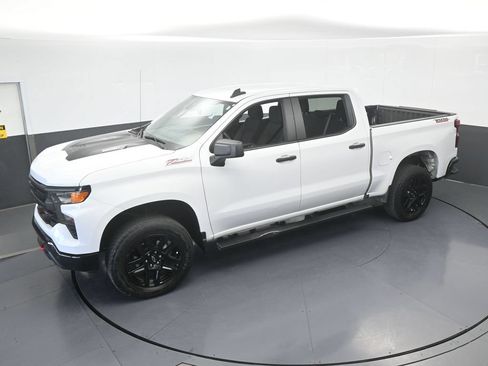 Used 2025 Chevrolet Silverado 1500 Custom Trail Boss AWD/4WD image 52