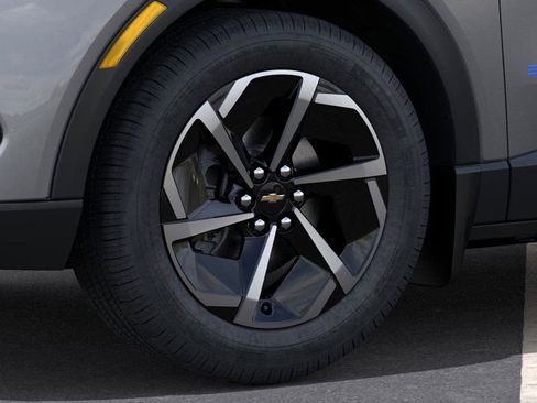 New 2026 Chevrolet Equinox EV LT w/ Comfort Package image 9