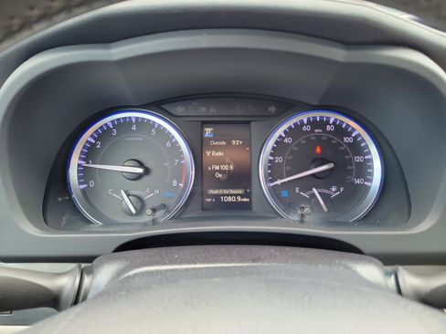 Used 2019 Toyota Highlander Limited Platinum AWD/4WD image 29