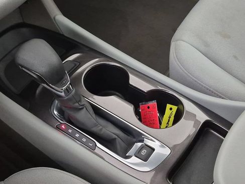 Certified 2025 Chevrolet Malibu LS FWD image 26
