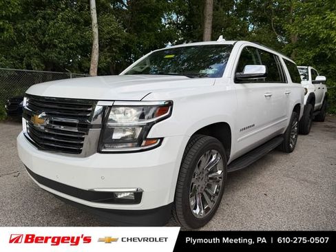 Used 2017 Chevrolet Suburban Premier AWD/4WD image 6