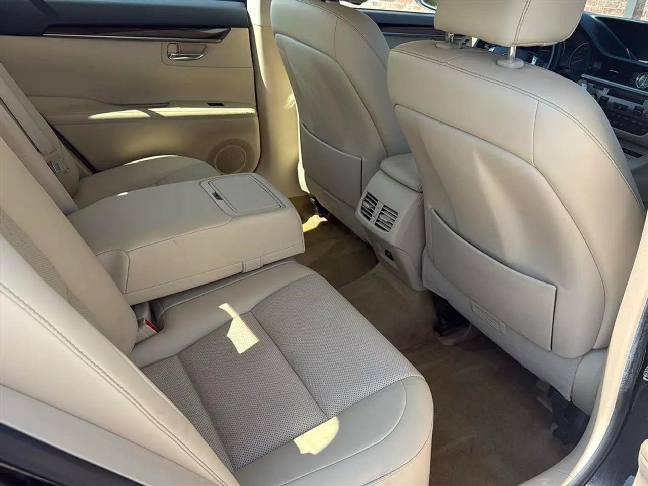 Used 2014 Lexus ES 350 w/ Premium Package FWD image 48