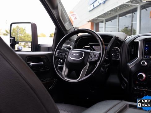 Used 2022 GMC Sierra 2500 Denali w/ Denali Black Diamond Edition image 22