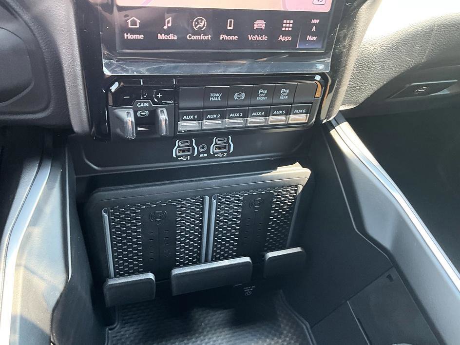 New 2026 RAM 3500 Big Horn AWD/4WD image 25