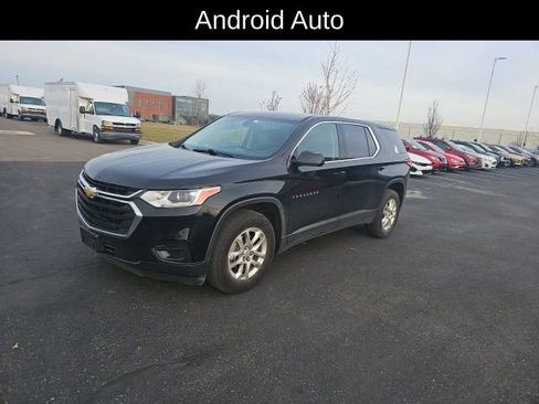 Used 2018 Chevrolet Traverse LS image 3