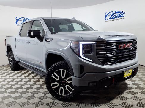 Used 2024 GMC Sierra 1500 AT4 w/ Technology Package image 1
