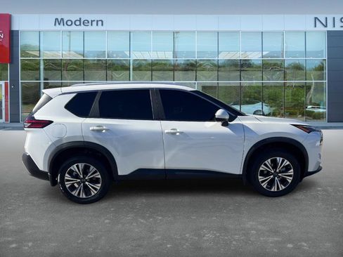 Certified 2023 Nissan Rogue SV w/ SV Premium B Package image 4