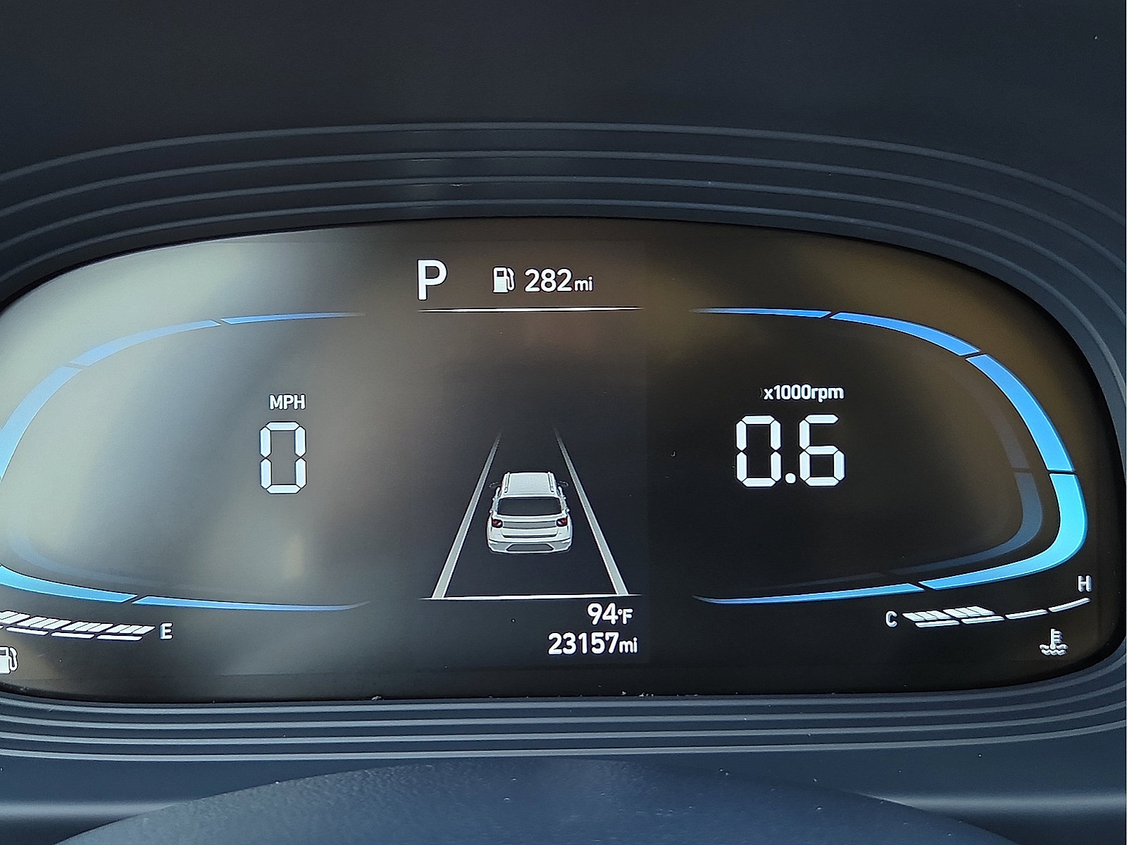 Used 2025 Hyundai Venue Limited FWD image 23