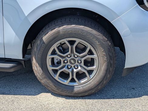 New 2026 Ford Expedition Active RWD image 6