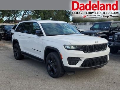 New 2024 Jeep Grand Cherokee Altitude