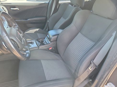 Used 2021 Dodge Charger R/T w/ Blacktop Package image 4