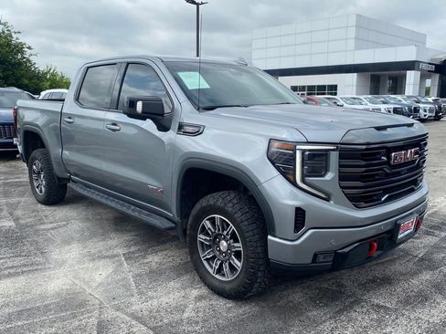 Used 2024 GMC Sierra 1500 AT4 w/ AT4 Carbonpro Edition AWD/4WD image 7