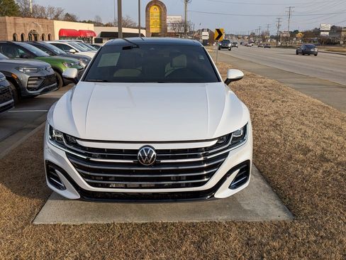 Used 2023 Volkswagen Arteon SEL Premium image 8