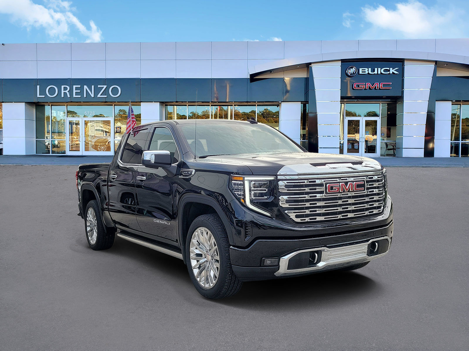 Used 2026 GMC Sierra 1500 Denali w/ Technology Package RWD image 3