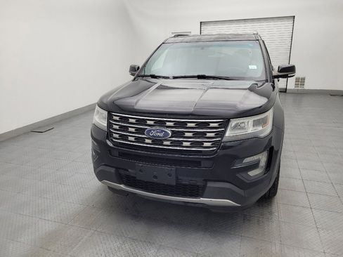 Used 2016 Ford Explorer XLT w/ Equipment Group 201A AWD/4WD image 15