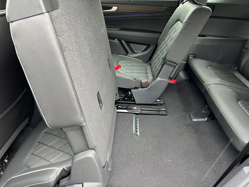 New 2025 Volkswagen Atlas SEL Premium R-Line AWD/4WD image 40