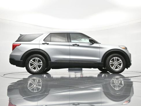 Used 2023 Ford Explorer 2WD image 39