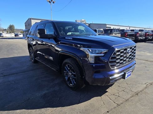 Certified 2023 Toyota Sequoia Platinum image 10